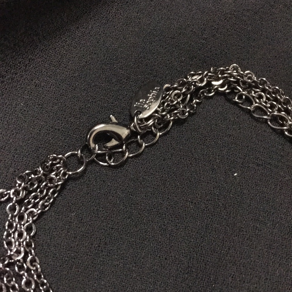 NWOT short length necklace in clear,pearl,&black - Picture 3 of 4